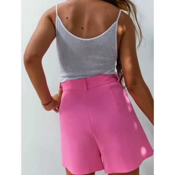 ZARA • Bubblegum Pink Super High-Waisted Mini Shorts, XS - Picture 2 of 16